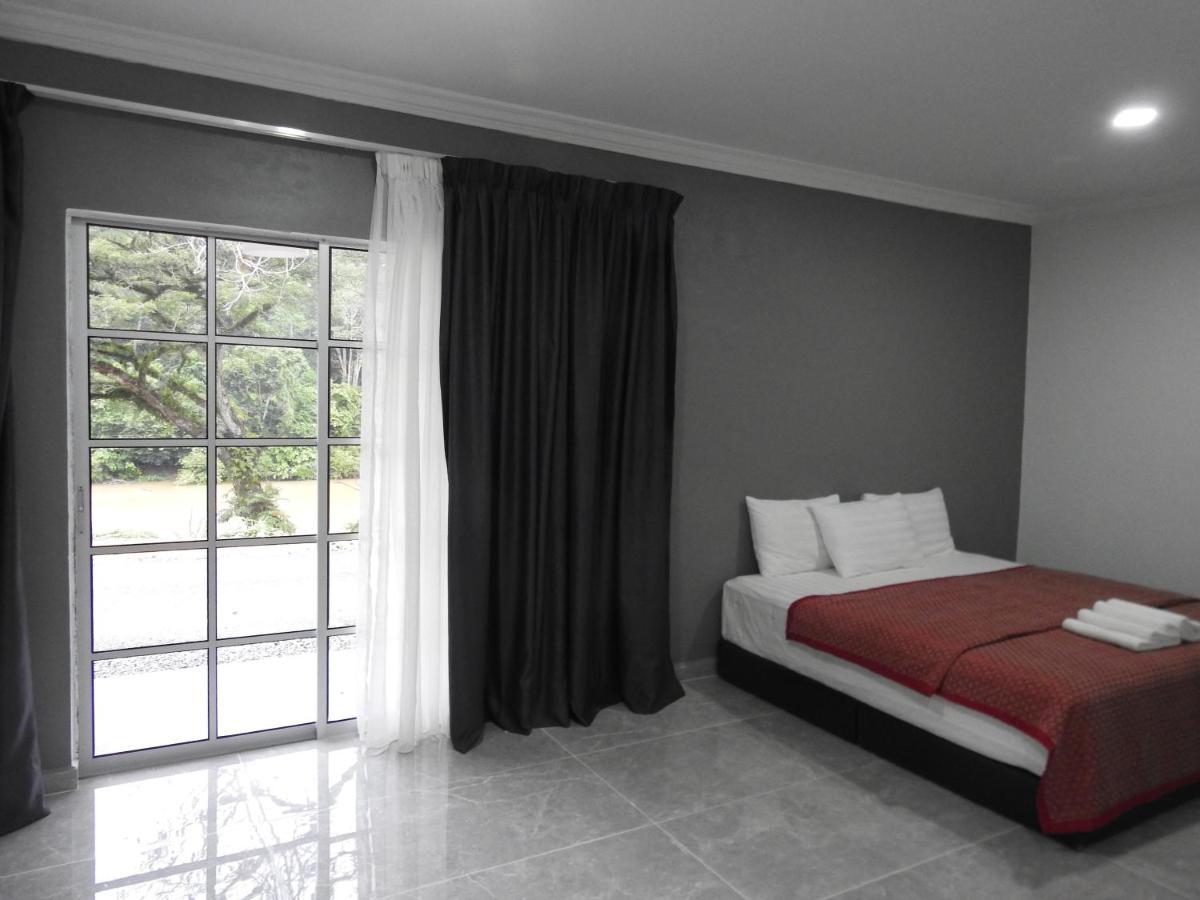 Tebing Guest House Taman Negara Malaysia קואלה טהאן מראה חיצוני תמונה