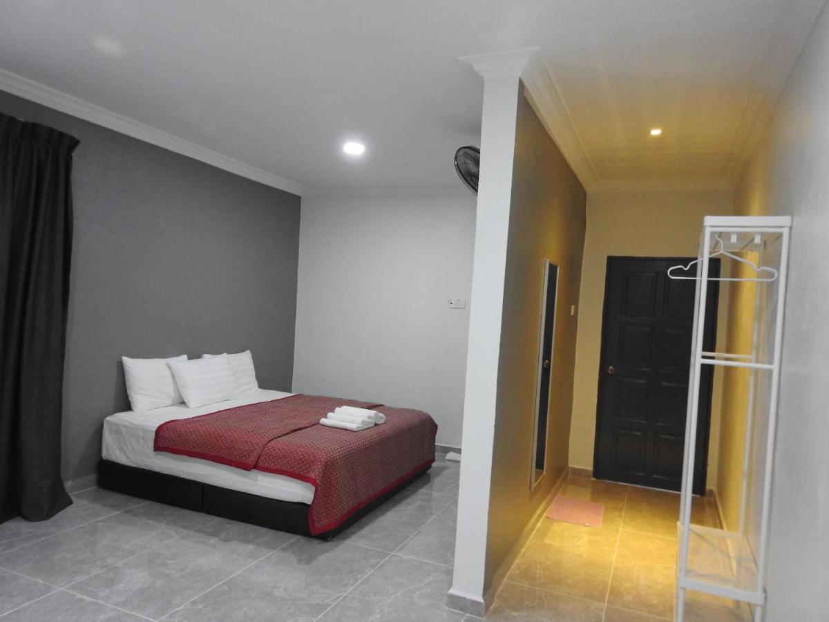 Tebing Guest House Taman Negara Malaysia קואלה טהאן מראה חיצוני תמונה