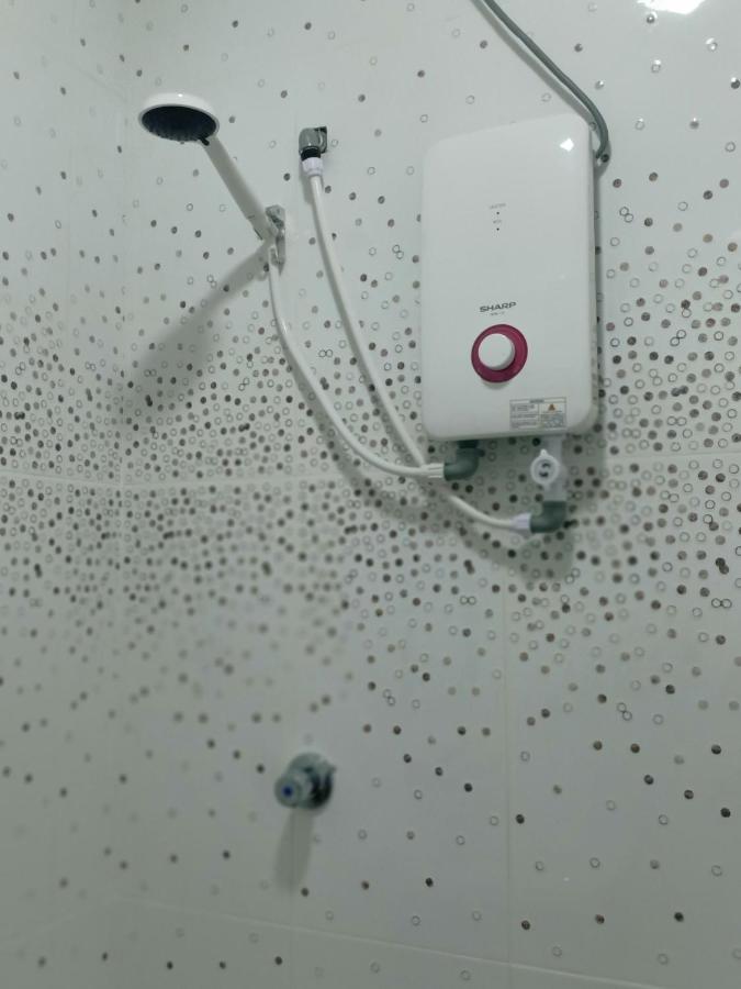 Tebing Guest House Taman Negara Malaysia קואלה טהאן מראה חיצוני תמונה