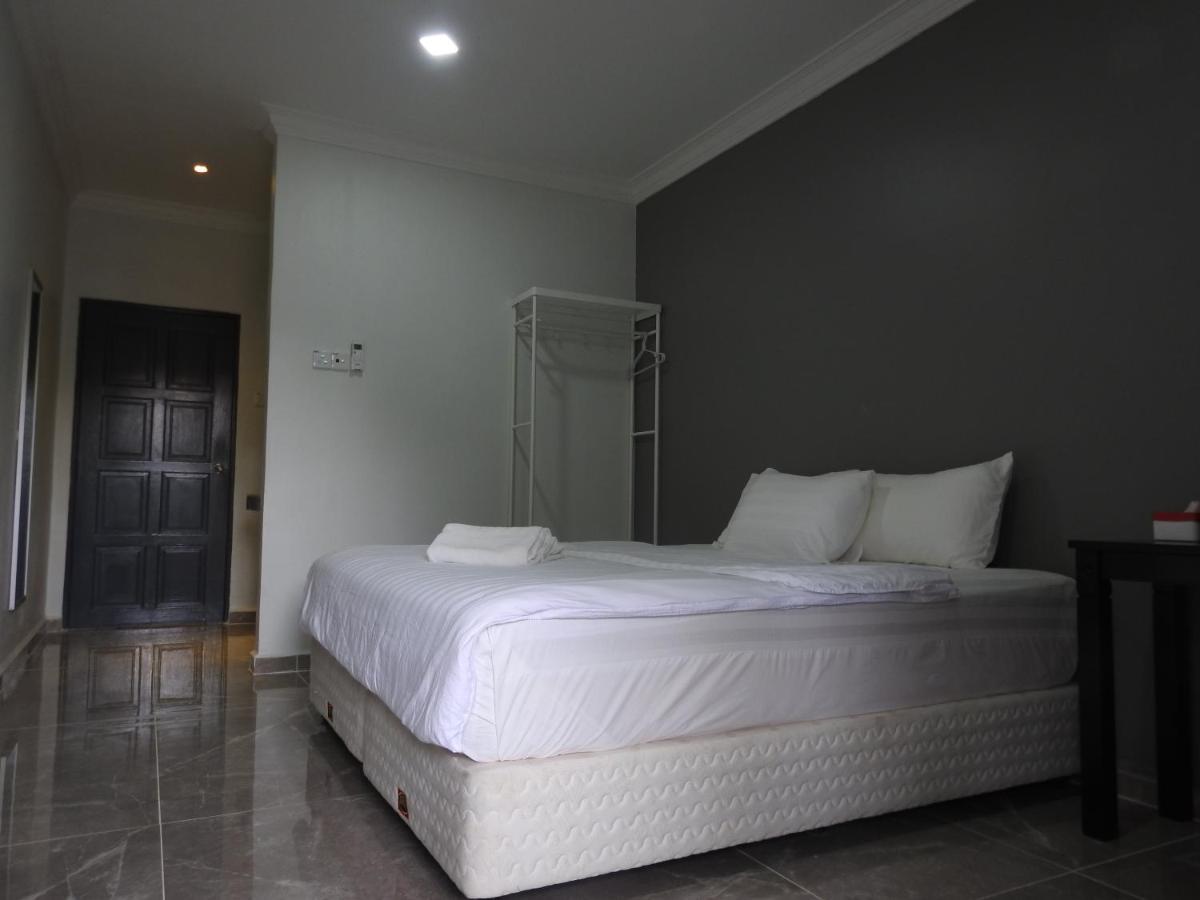 Tebing Guest House Taman Negara Malaysia קואלה טהאן מראה חיצוני תמונה
