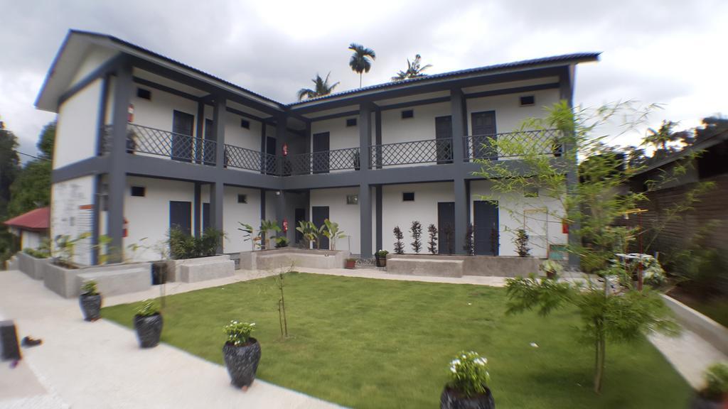 Tebing Guest House Taman Negara Malaysia קואלה טהאן מראה חיצוני תמונה