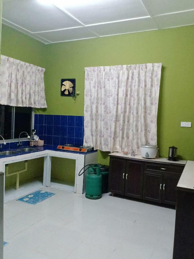 Tebing Guest House Taman Negara Malaysia קואלה טהאן מראה חיצוני תמונה